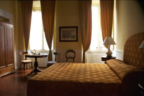 Relais Teatro Argentina by null