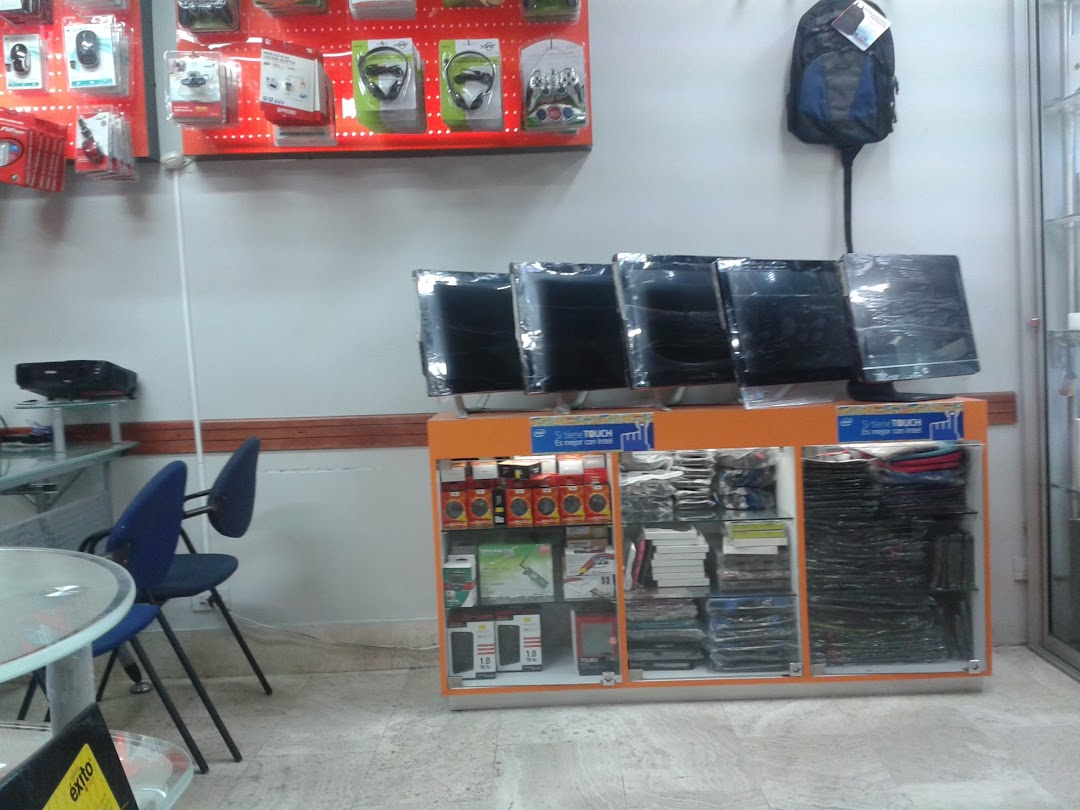 TECNOCOM