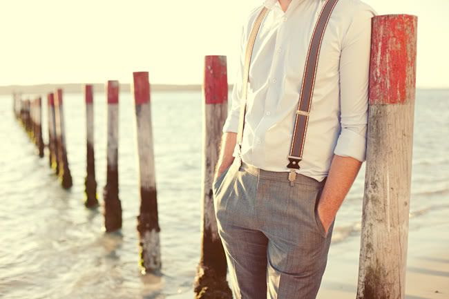 http://i892.photobucket.com/albums/ac125/lovemademedoit/ML_beachtrashthedress_004.jpg?t=1300698294