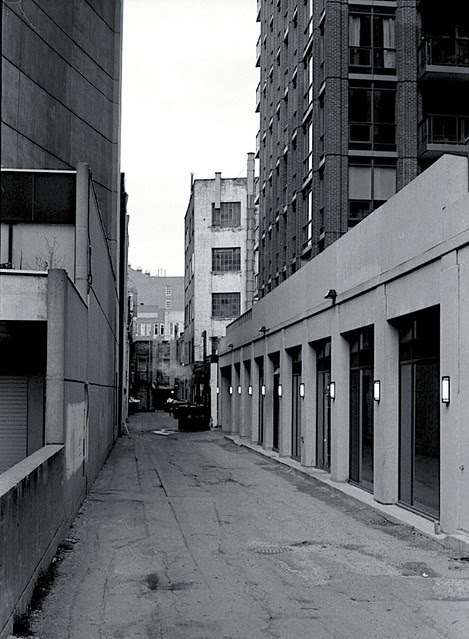 Alleyway Between Front and Esplanade