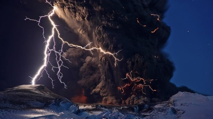 así se ve una erupción volcanica