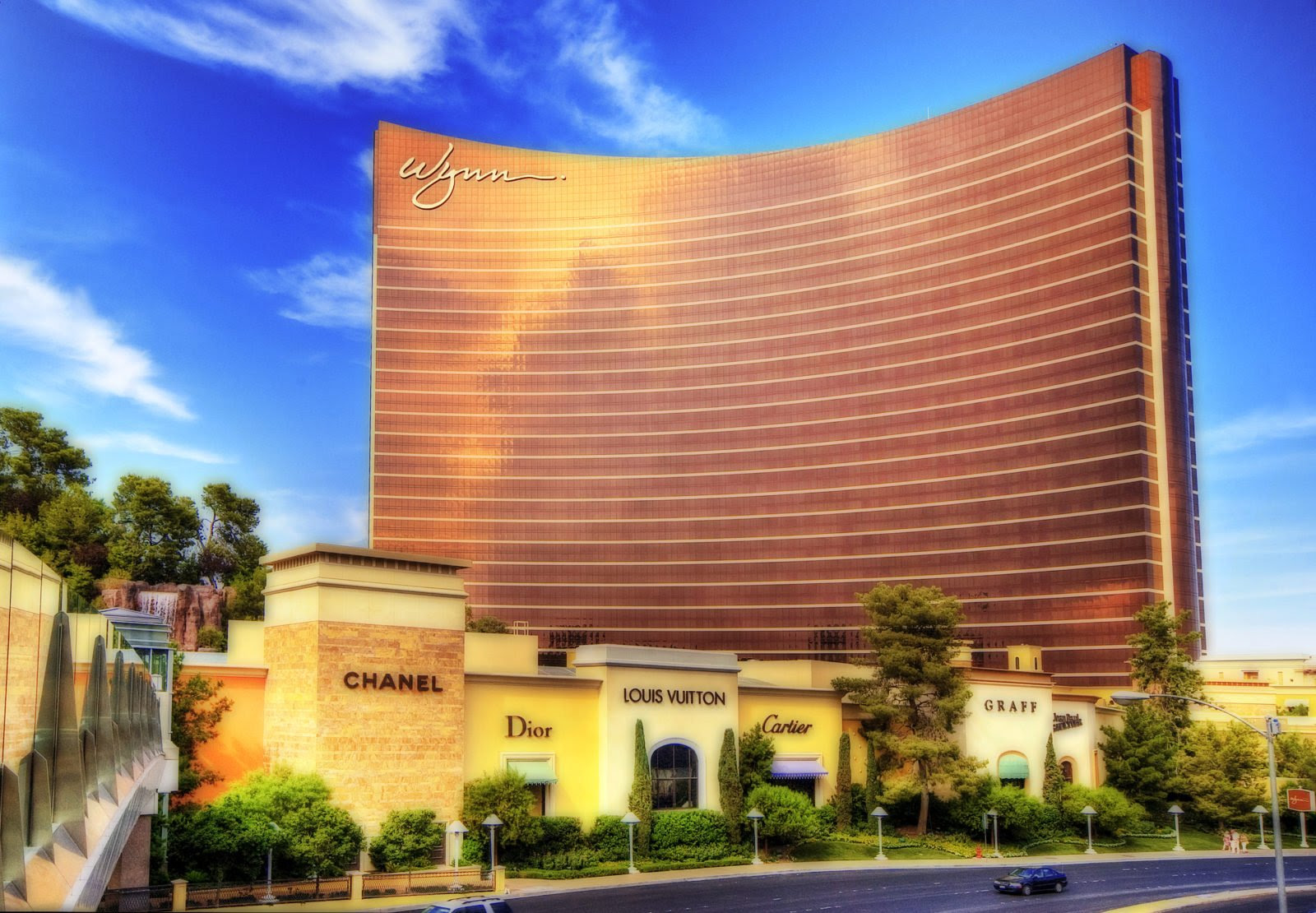 Luxury And Travel Hub: The Best Las Vegas Hotels