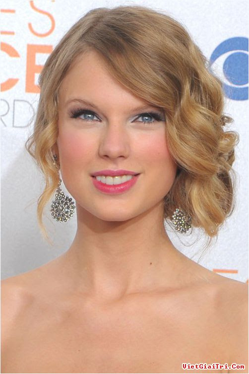 Muôn kiểu tóc đẹp như Taylor Swift Muôn kiểu tóc đẹp như Taylor Swift