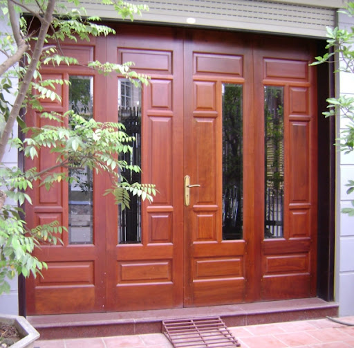 Cửa gỗ lim và dổi