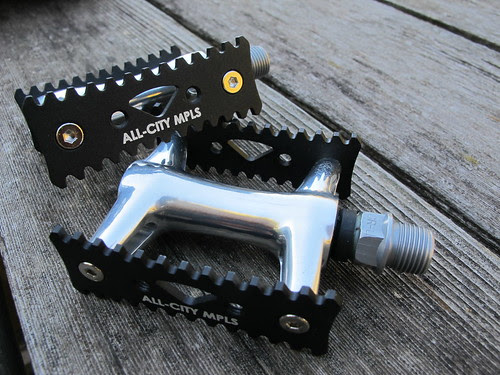 protos 003