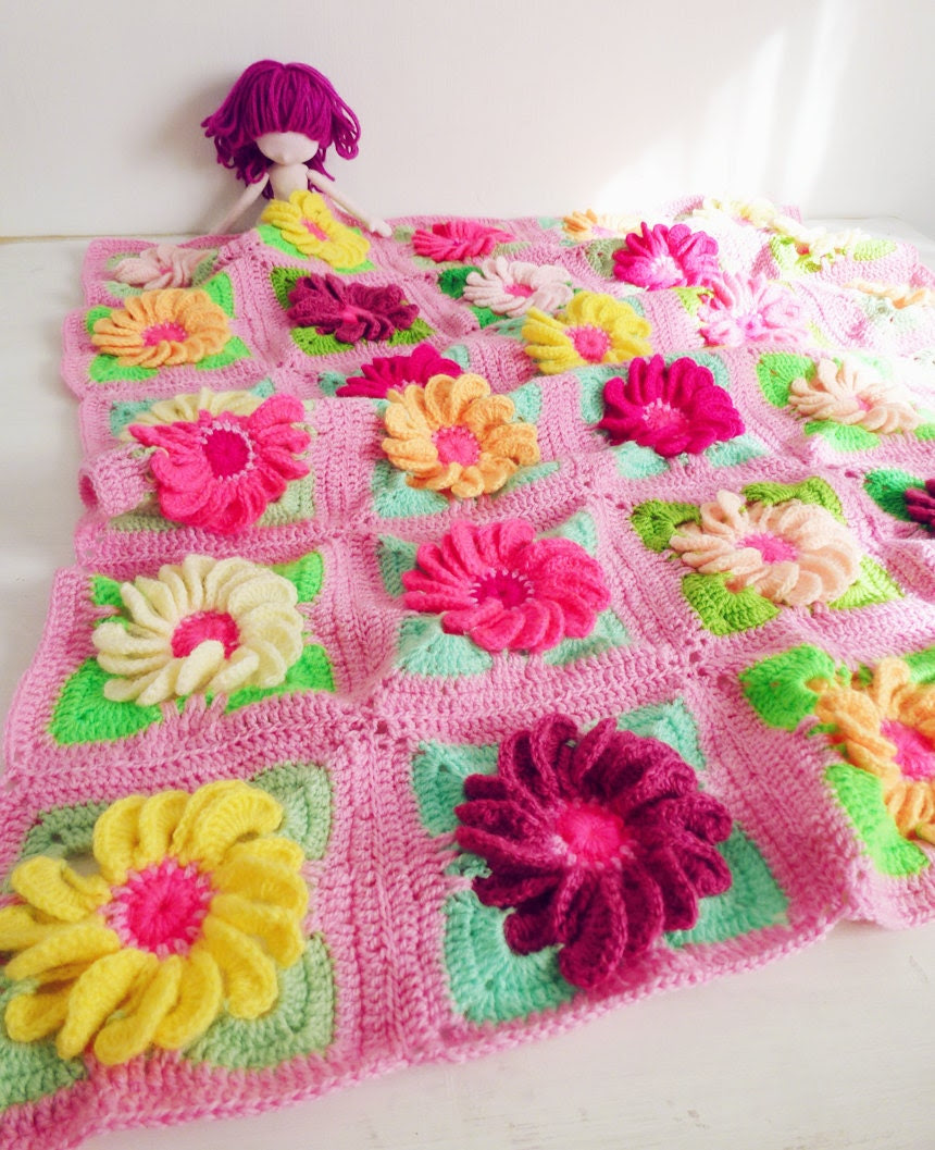 Baby Blanket Floral crochet pattern - Gerbera 3D Flower granny square - photo tutorial girl floral blanket - Instant DOWNLOAD - bySol Baby Blanket Floral crochet pattern - Gerbera 3D Flower granny square - photo tutorial girl floral blanket - Instant DOWNLOAD - bySol