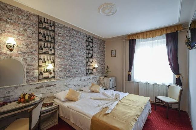 Értékelések erről a helyről: Hotel Korona, Eger - Szálloda