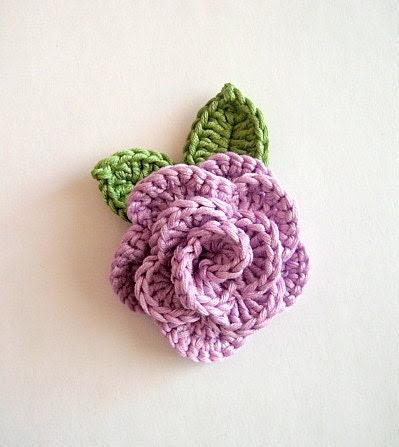 Crochet flowers 1 rose and 2 leaves , in 100% cotton quality yarn, applique - swisscharme Crochet flowers 1 rose and 2 leaves , in 100% cotton quality yarn, applique - swisscharme