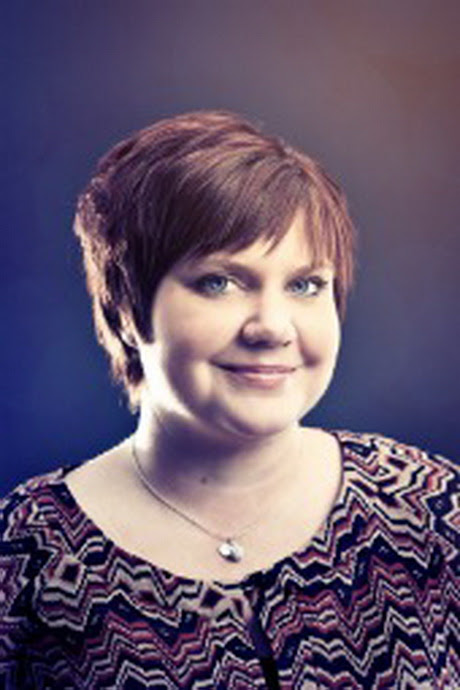Short hairstyles for large women Short hairstyles for large women
