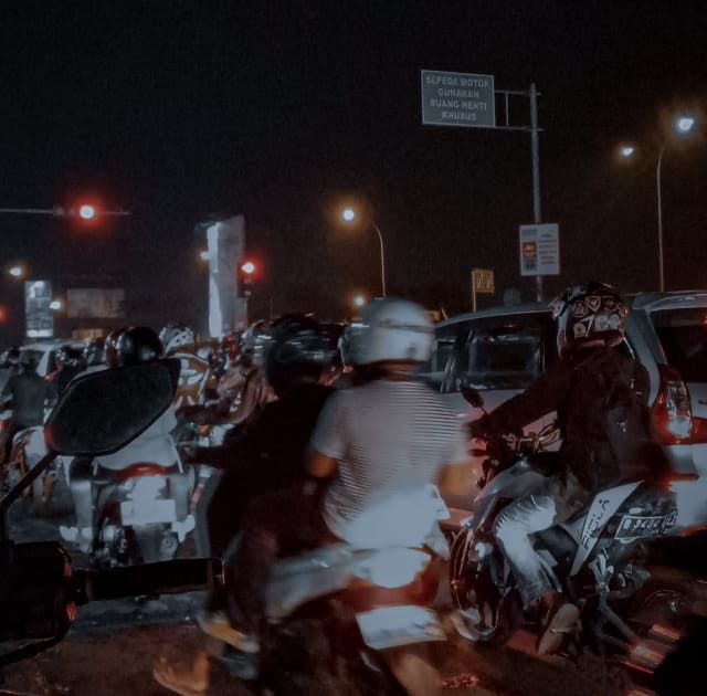 Pap Naik Mobil Malam Hari 9 Oopss Ideas Instagram Story Ideas Photos
