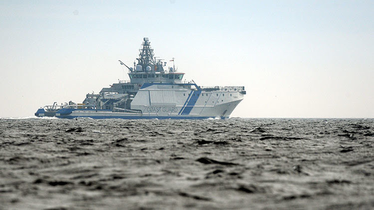 Finlandia lanza explosivos contra  un sospechoso submarino extranjero
