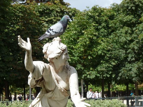 paris statue2