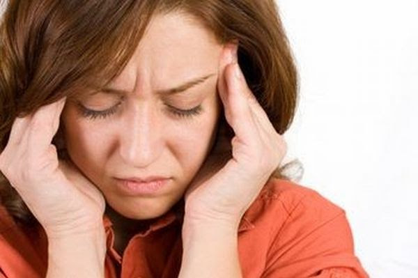 12 περίεργες αιτίες πονοκεφάλου