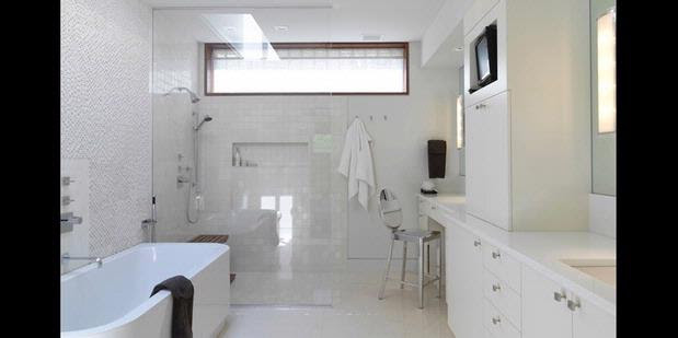 kaca kamar mandi The EdGe kaca kamar mandi The EdGe