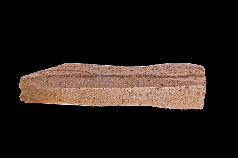File:Burin Brassempouy 213.3 Profil.jpg