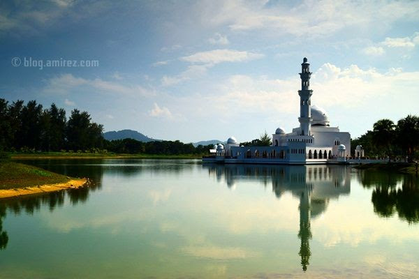 Masjid Tengku Tengah Zaharah, Kuala Terengganu Masjid Tengku Tengah Zaharah, Kuala Terengganu