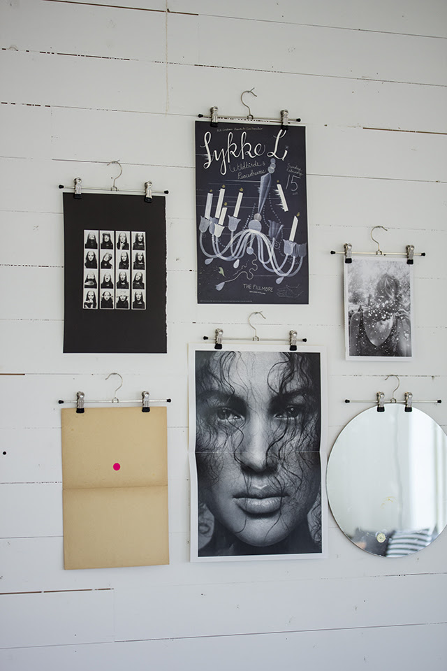 Hang Your Favorites With These 22 DIY Poster Frames!