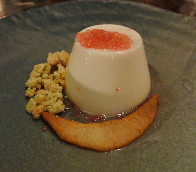 LEMON MYRTLE AND NATIVE FINGER LIME PANNACOTTA