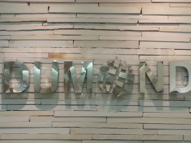 DUMOND - Loja de roupa