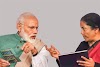 मोदी सरकार बैंकिंग सेक्टर में बड़े पैमाने पर निजीकरण की ओर कदम बढ़ाने की तैयारी में दिख रही है