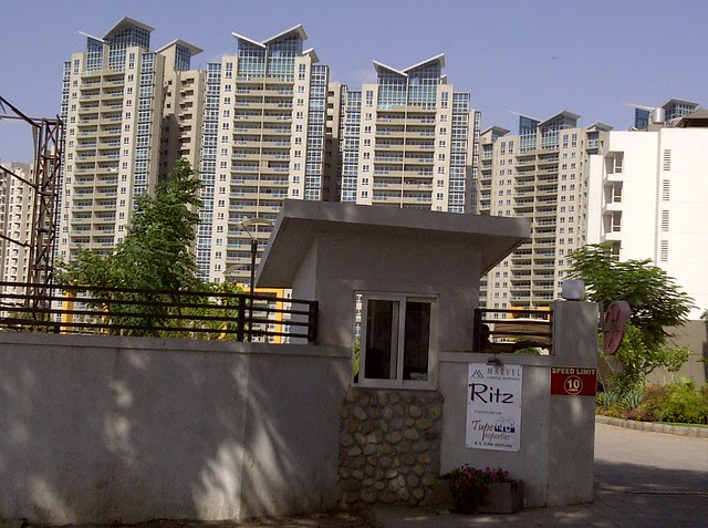 Entrance of Marvel Ritz & Aspire Towers from Tupe Patil Road, Sade-Satara-Nali (Sade-Satra-Nali) Gram Panchayat, Hadapsar, Pune 411028