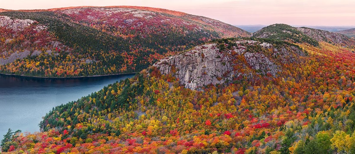 Expose Nature Acadia National Park, Maine in Peak Fall Foliage 2016. [OC] [2048 x 520px
