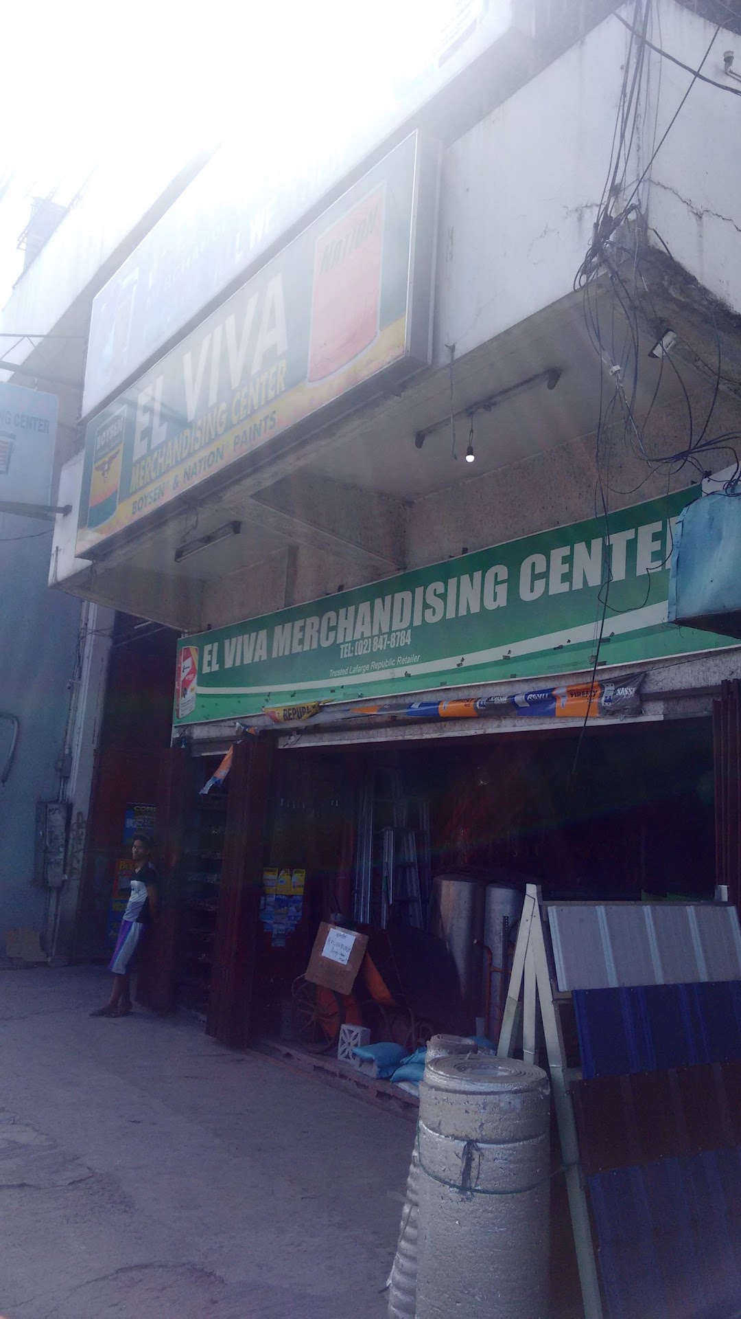El Viva Merchandising Center