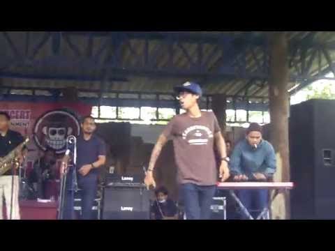 Chord Monkey Boots - Indah pada waktunya | Lirik Cewek Chord Gitar
