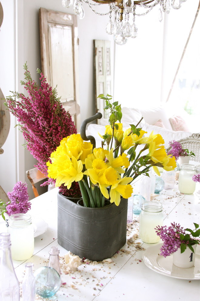 Floral Feast Decorating Your Home with Flowers for Mothers Day! BetterDecoratingBible Floral Feast Decorating Your Home with Flowers for Mothers Day! BetterDecoratingBible