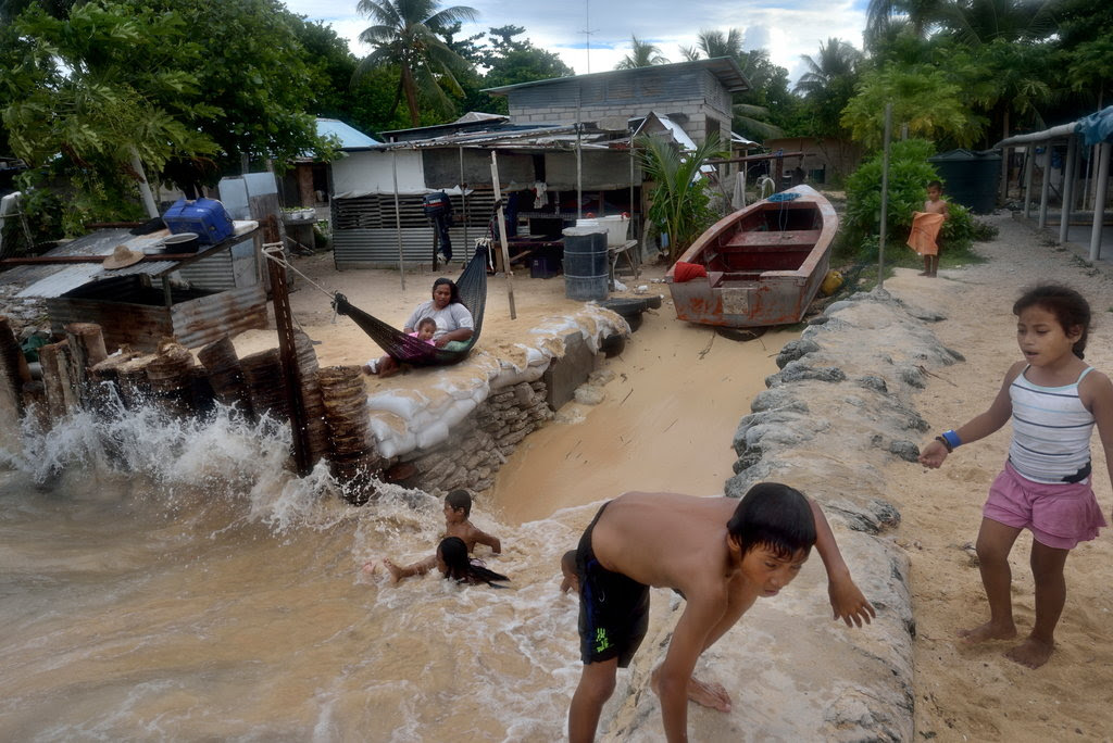 Climate-Kiribati-slide-V1X0-jumbo.jpg