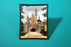 Disneyland ashtray 2