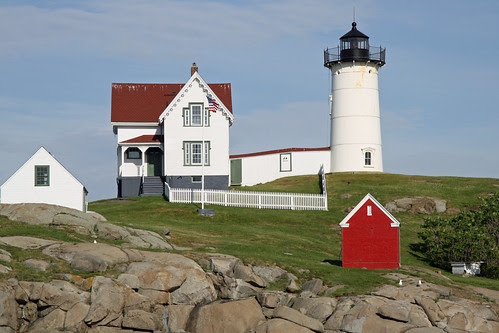 Cape Neddick Lighthouse, Nubble Light