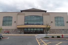 Movie Theater «Blackstone Valley 14 Cinema de Lux», reviews and photos, 70 Worcester-Providence Turnpike, Millbury, MA 01527, USA