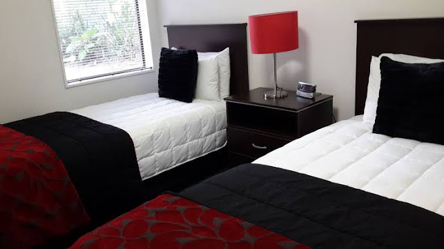 Reviews of 83 By the Sea Motor Lodge in Lower Hutt - Hotel