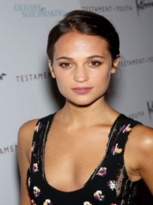  photo alicia-vikander-testament-of-youth-premiere-at-chelsea-bow-tie-cinemas-in-new-york_4_zpsoxmswgcl.jpg