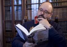 Carlos Ruiz Zafón leyendo "El prisionero del cielo"