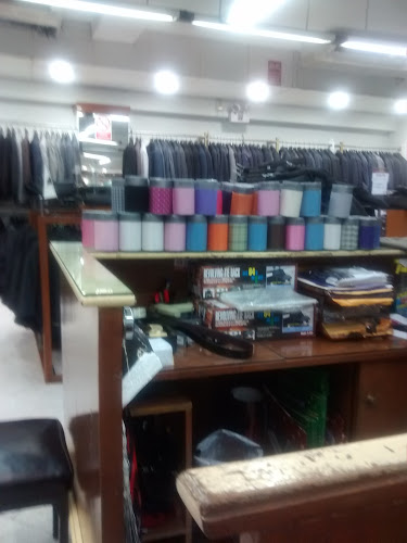 Opiniones de Él en Lima - Tienda de ropa