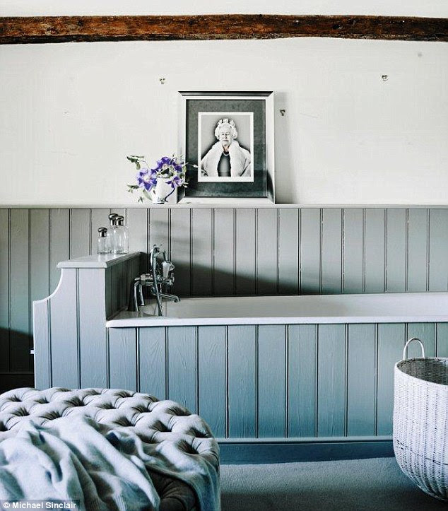 Farrow and Ball Hardwick White and Cornforth White Farrow and Ball Hardwick White and Cornforth White