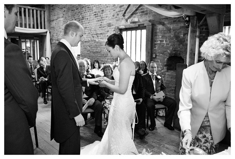 Tewinbury Farm wedding photography,Phil Lynch Photographer