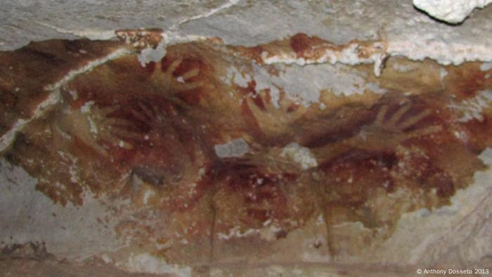 Indonesien cave painting in Sulawesi