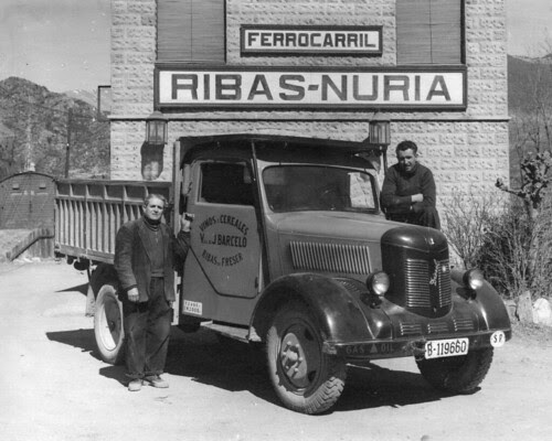 Camió de l'empresa TRANSPORTS CARBONELL de Ribes de Fréser (Girona)
