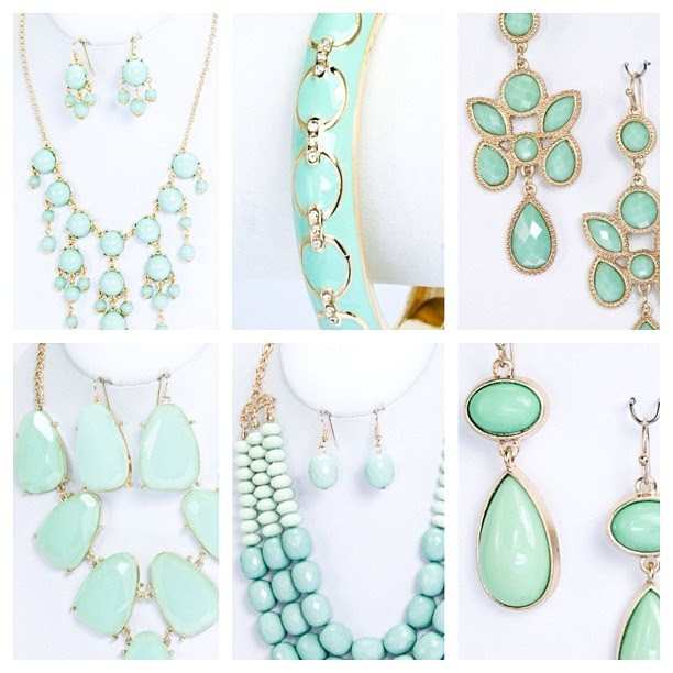 http://www.pinterest.com/pin/302093087477012225/ Mint colored jewelry for bridesmaids