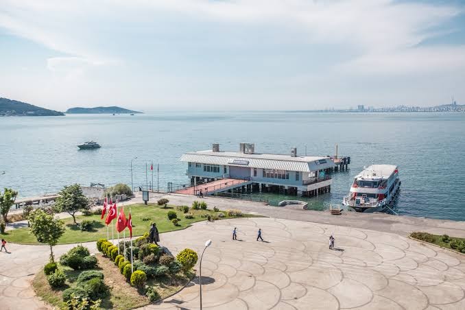 Büyükada Comfort Otel (Canlı Müzik)