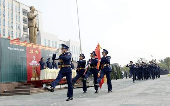 Toàn quân sôi nổi ra quân huấn luyện năm 2019