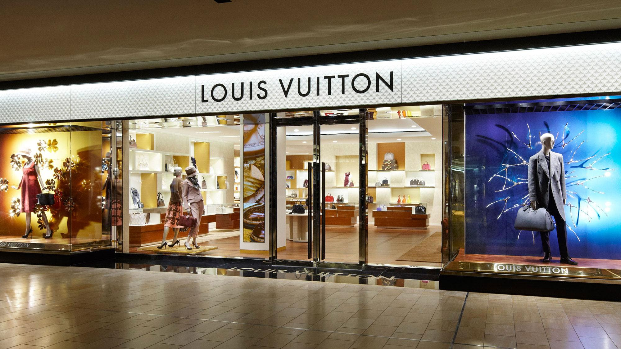 Louis Vuitton is now - Westfield Galleria at Roseville