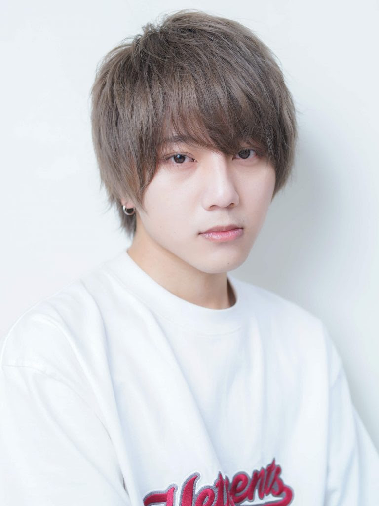 オリジナル 髪型 ショート ウルフ トレンディなヘアスタイル