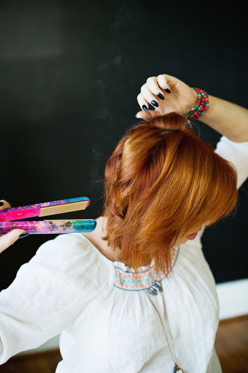 How to get beachy waves (click through for tutorial). How to get beachy waves (click through for tutorial).