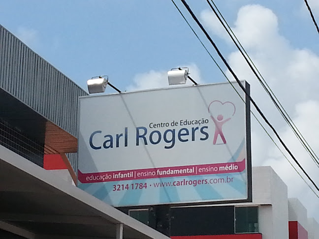 Carl Rogers - Centro Educação