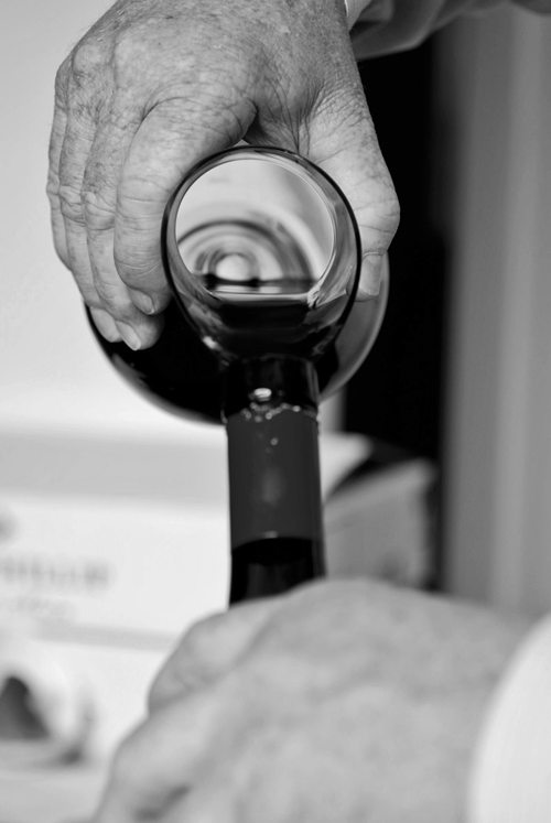 bww-decanting.png