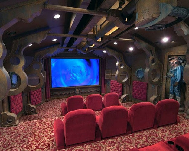 غرائب و عجائب صور غرف منزلية أشبه بالمسارح وقاعات السينما